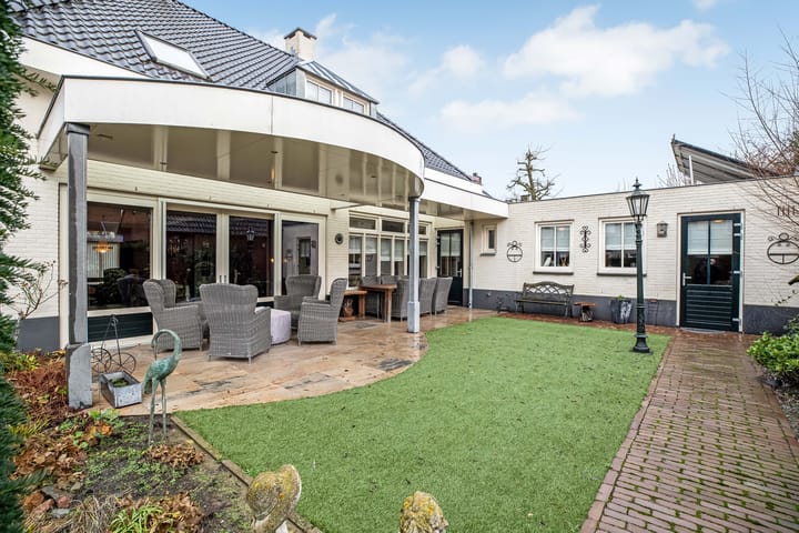 Foto 26 van Irenestraat 13