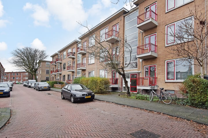 View photo 23 of Woudenbergstraat 109