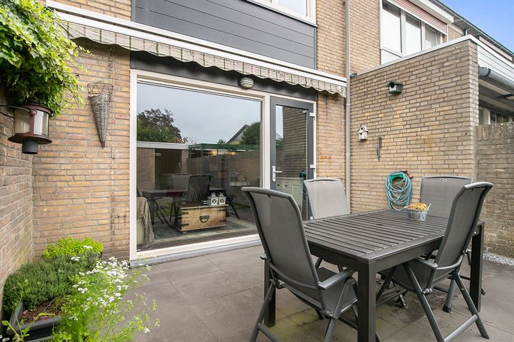 Bekijk foto 25 van Deken Floorenstraat 16