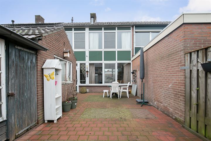 Bekijk foto 32 van Goudvinkstraat 18