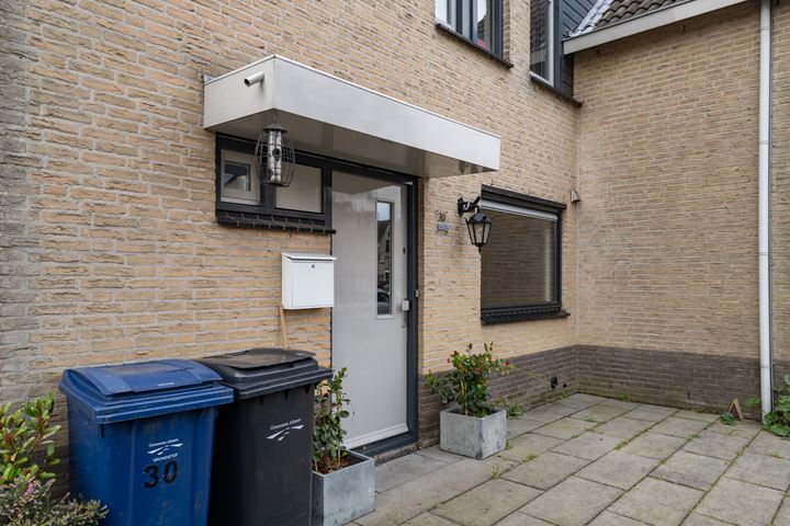 Bekijk foto 9 van Madernastraat 30