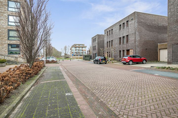 Bekijk foto 45 van Kooikerstraat 84