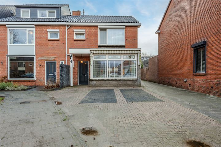 Bekijk foto 43 van Graaf Arnulfstraat 10