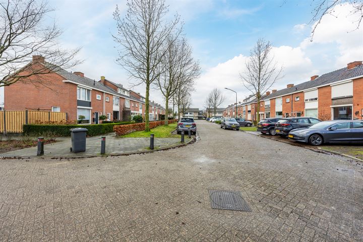 Bekijk foto 46 van Graaf Arnulfstraat 10