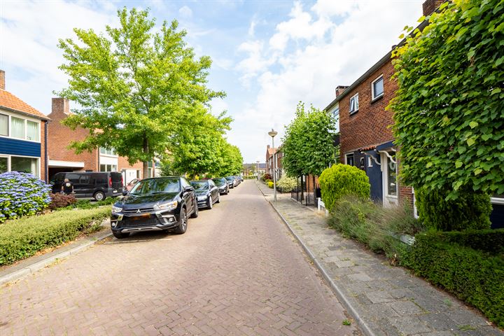 Bekijk foto 9 van Reinierstraat 19