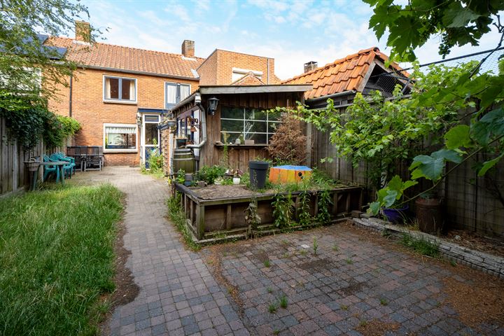 Bekijk foto 30 van Reinierstraat 19