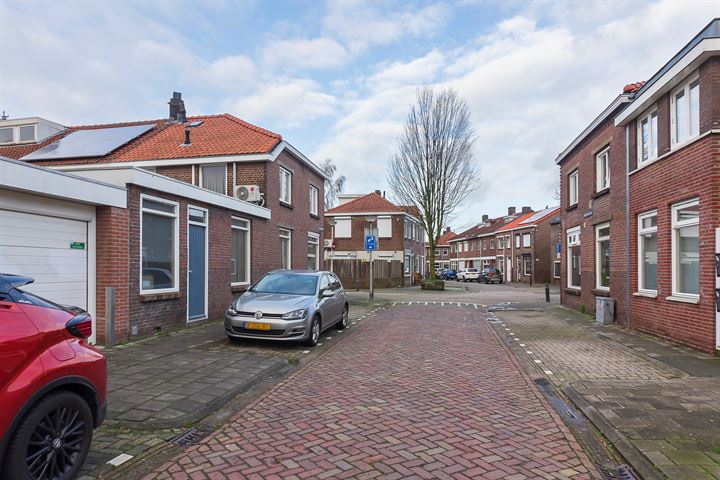 Bekijk foto 35 van Jeroen Boschstraat 3