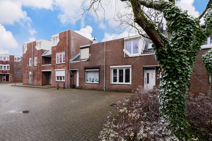 Bekijk foto 4 van St.Quirinusstraat 48