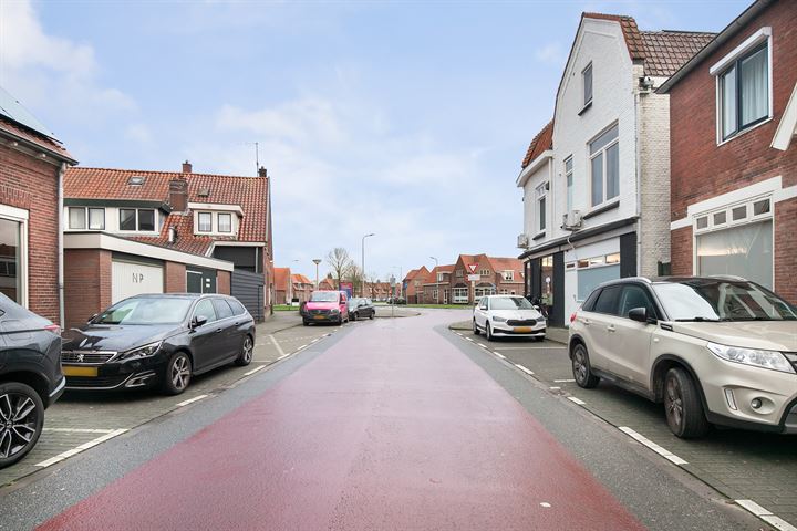 Bekijk foto 39 van Zwedeweg 26