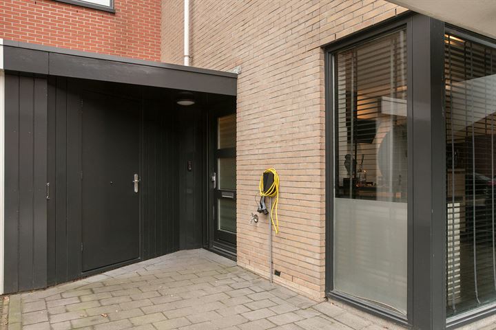 View photo 8 of Tigrisstraat 61