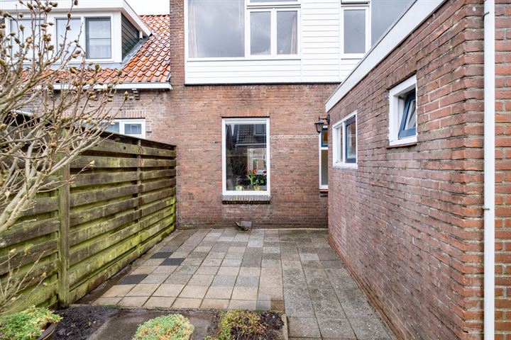 Bekijk foto 44 van Albertine Agnesstraat 3