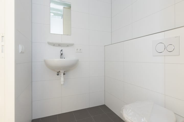 Photo 15 of Wheme 2-D