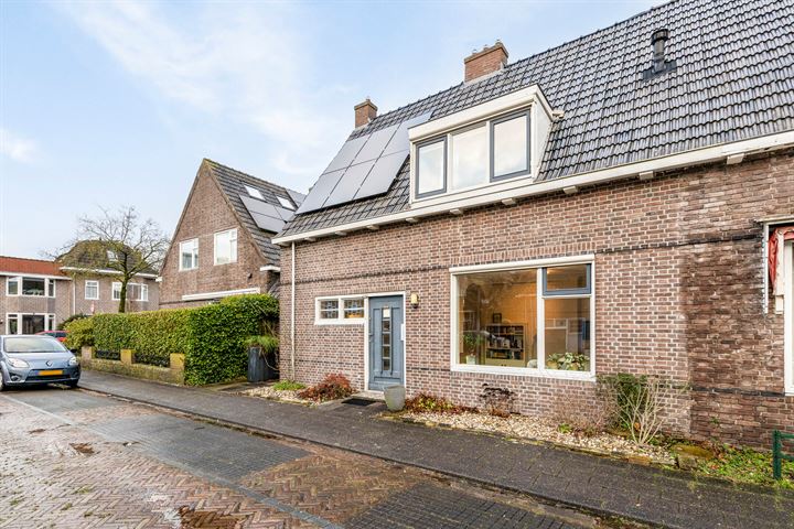 Bekijk foto 32 van Lijsterstraat 86