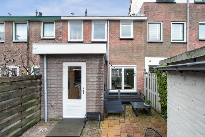 Bekijk foto 19 van Trompstraat 8