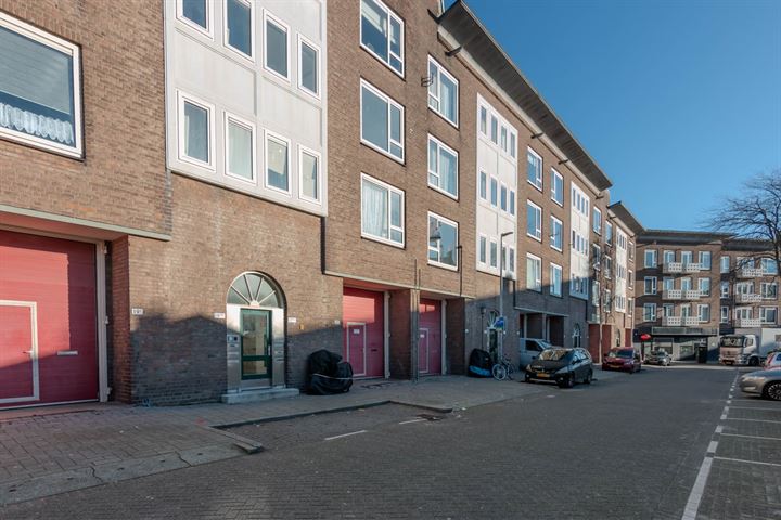 Bekijk foto 6 van Van Oestendestraat 15-A