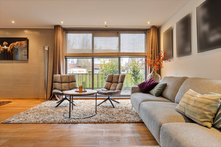 Foto 14 van Kaarsenmaker 12