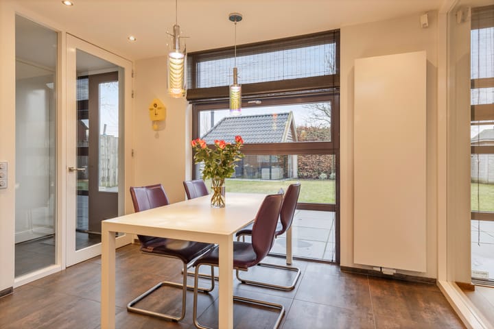 Foto 25 van Kaarsenmaker 12