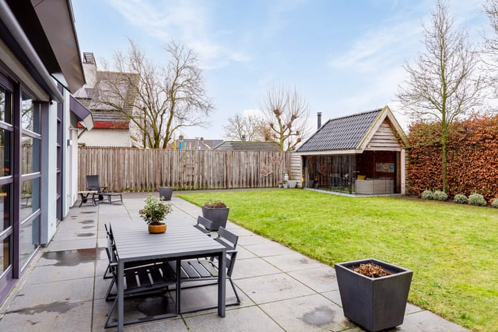 Foto 60 van Kaarsenmaker 12