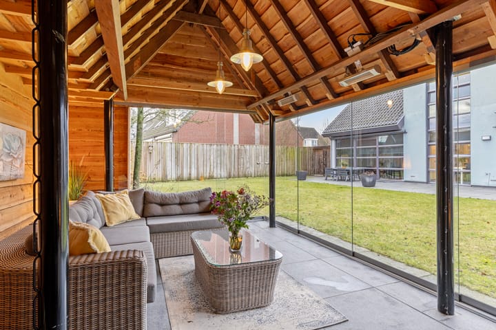 Foto 63 van Kaarsenmaker 12