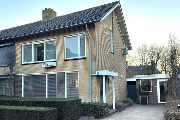 Bekijk foto 43 van Neerhofstraat 22