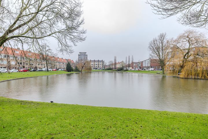 Bekijk foto 47 van Floresplein 46