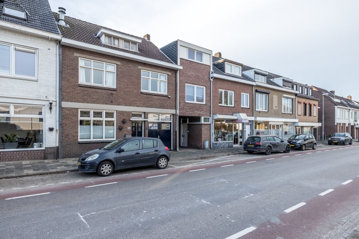 View photo 43 of Hogeweg 36