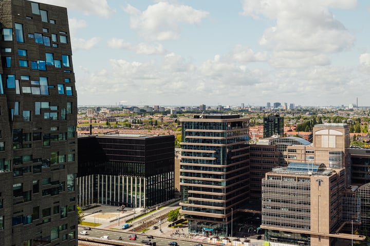 Bekijk foto 34 van Gustav Mahlerlaan 272