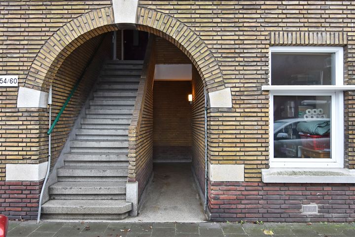 Bekijk foto 25 van Oranjewoudstraat 50