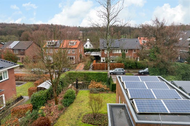 Bekijk foto 50 van Graaf van Rechterenweg 31