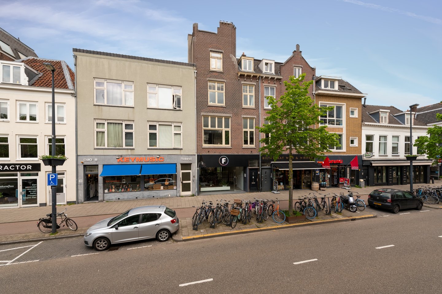 Bekijk foto 3 van Biltstraat 34