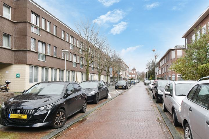 Bekijk foto 30 van Akeleistraat 43