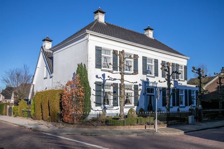 View photo 31 of Schoolstraat 22