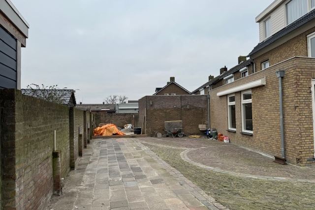 Bekijk foto 40 van Norbartstraat 1