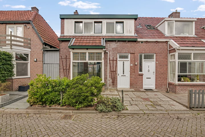 Bekijk foto 1 van Mesdagstraat 14