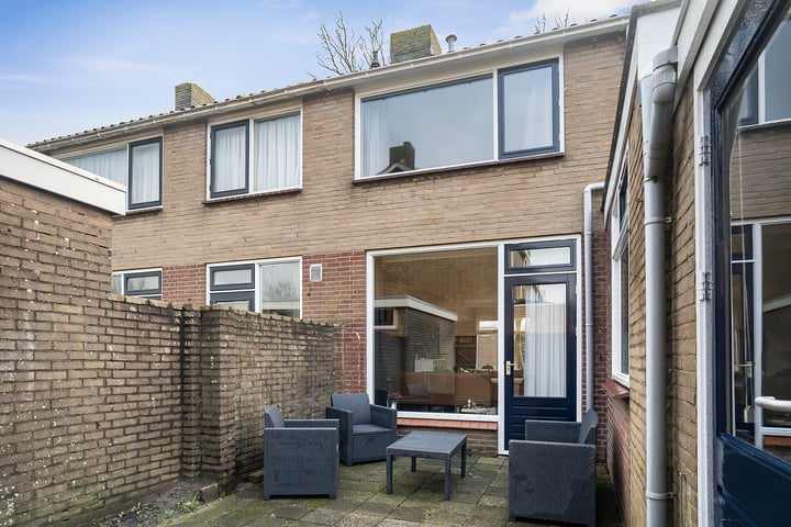 View photo 25 of Johan Vermeerstraat 27