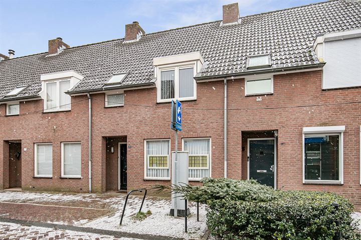 Bekijk foto 2 van Kerkstraat 35