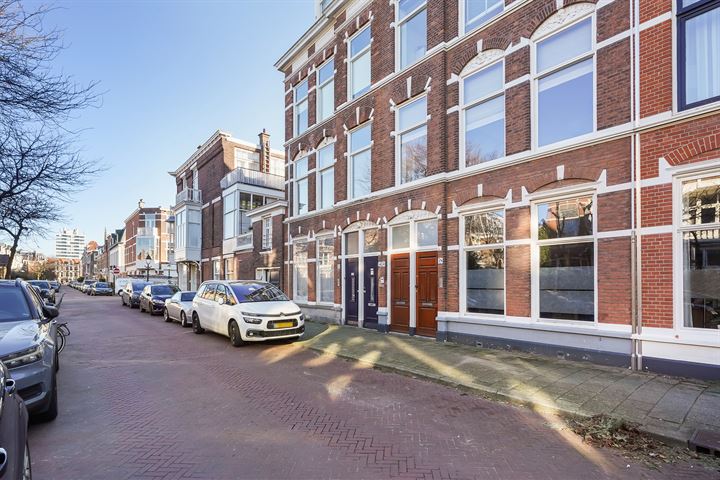 Bekijk foto 2 van Stephensonstraat 58