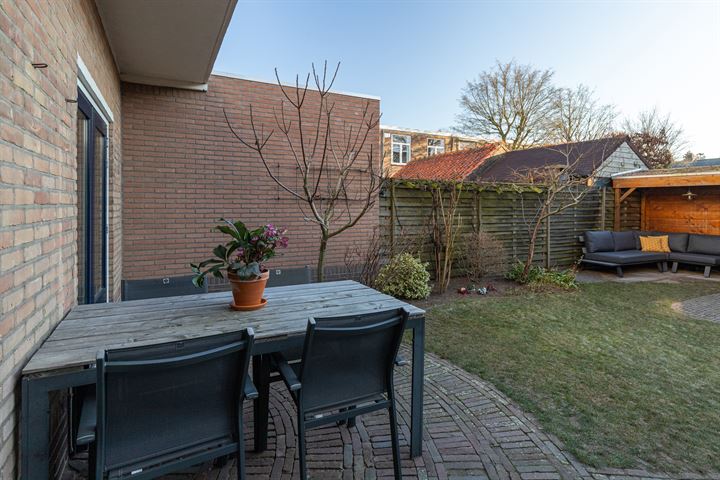 Bekijk foto 46 van Antiloopstraat 8