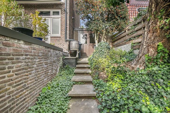 View photo 42 of Haagweg 135