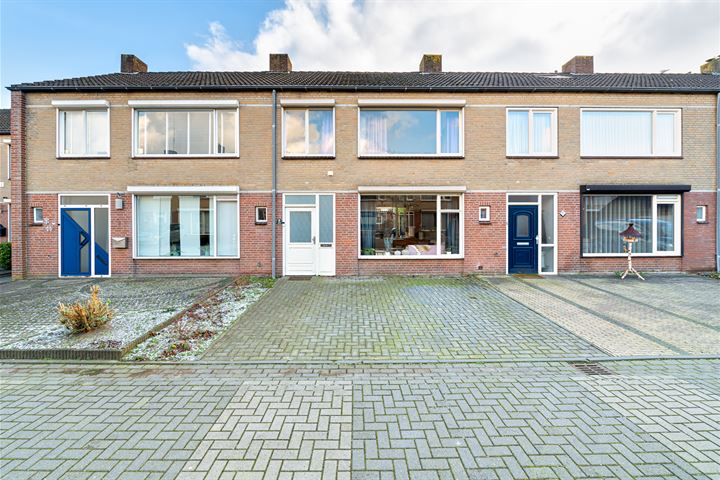 Bekijk foto 31 van Van Oost-Frieslandstraat 28