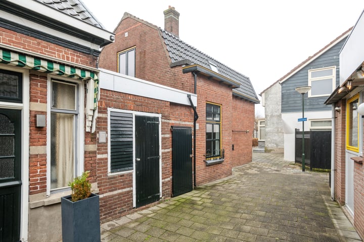 Bekijk foto 14 van Lantaarnstraat 1