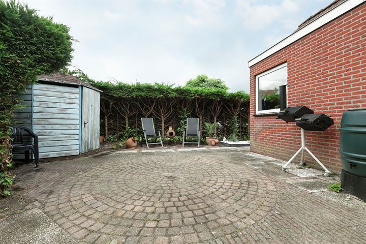 Bekijk foto 36 van van Meeuwenstraat 39