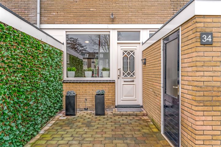 Bekijk foto 3 van Strawinskystraat 34