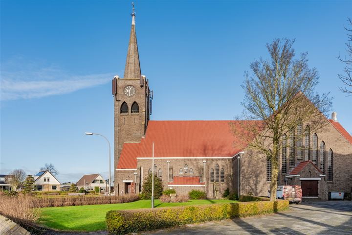 Bekijk foto 36 van L. Pietersestraat 53