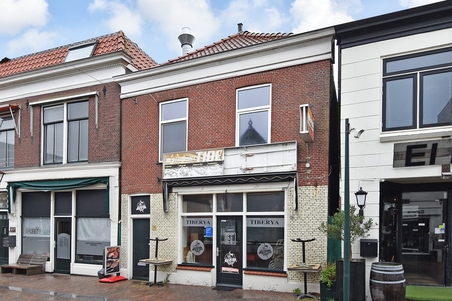 Bekijk foto 1 van Dorpsstraat 38