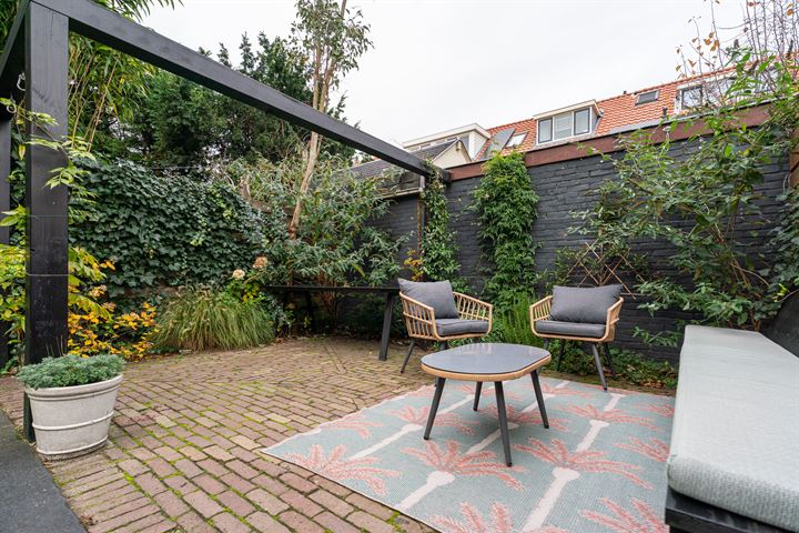 Bekijk foto 42 van Leeuwerikstraat 41