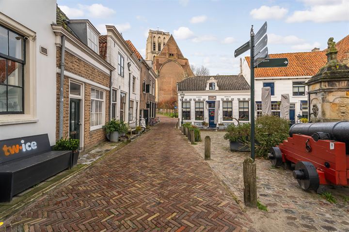 Bekijk foto 40 van Langestraat 10