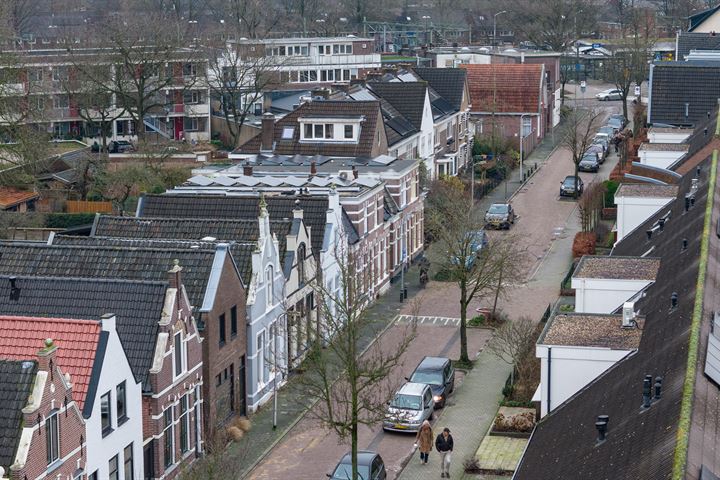 View photo 28 of Emmastraat 57