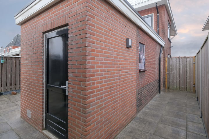 Bekijk foto 16 van Schoolstraat 18