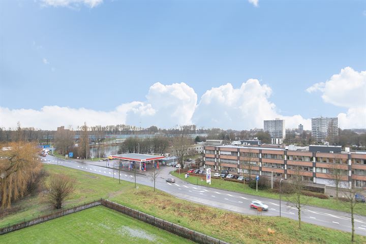 Bekijk foto 23 van Aalscholversingel 108